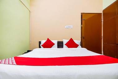 OYO 66940 New Delhi Grand