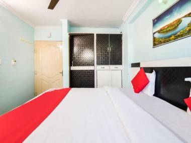 OYO 69559 Hotel New Mahesh Inn