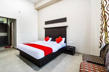 OYO 67615 Vishwakarma Recreation Club