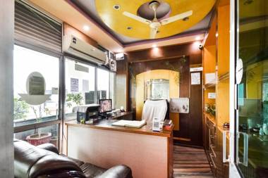 SPOT ON 68016 Hotel Jaya Palace