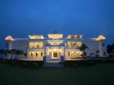 Umaid Farm Resort- A Legancy Vintage Stay In Jaipur