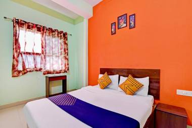 SPOT ON 72384 Sukun Palace