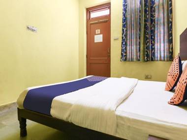 SPOT ON 73995 Hotel Art Mahal