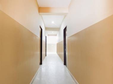 OYO 75136 Hotel Krishna