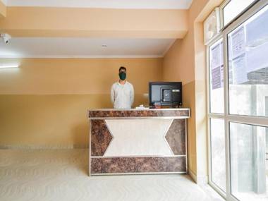 OYO 75136 Hotel Krishna