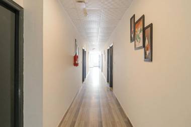 SPOT ON 71859 Hotel Mahalaxmi