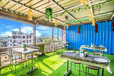 FabHotel Airport Residency Near Airport Terminal - Fully Vaccinated Staff