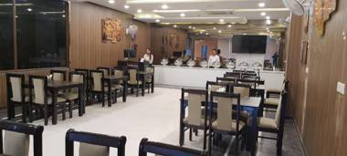 THE TRADE INTERNATIONAL