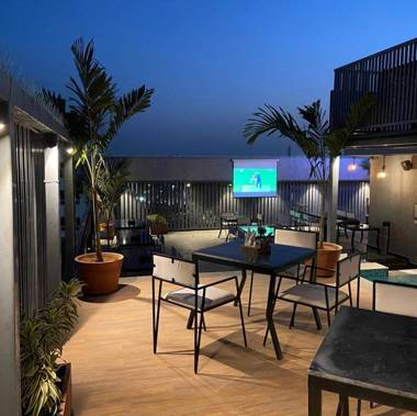 Ka10 SQUARE HOTEL & BANQUETS