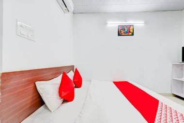 OYO 80925 Mansa Hotel