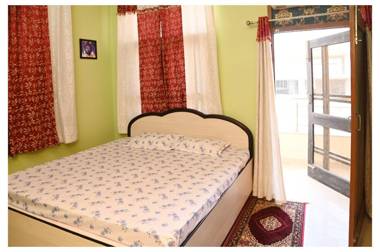 Sohana's Homestays- 2 BHK Luxury Flats near Airport