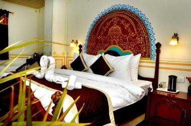 Mahal Rajwada Resort