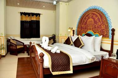 Mahal Rajwada Resort