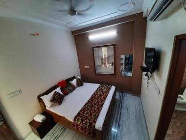 OYO 82088 Hotel Hastinapur Residency- Near Jaipur Airport