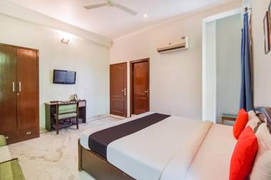 Capital O 47949 Hotel Gitanjali