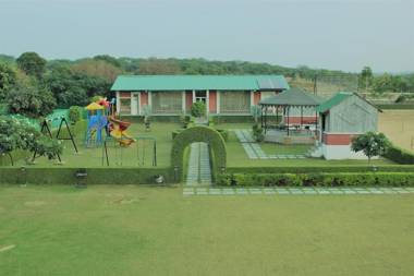 Amrit Van Resort