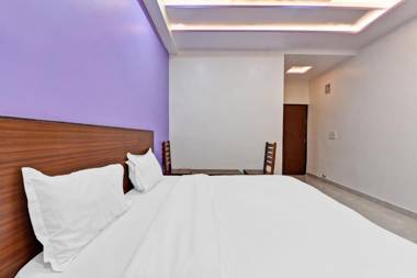 Collection O 86689 Hotel Panther