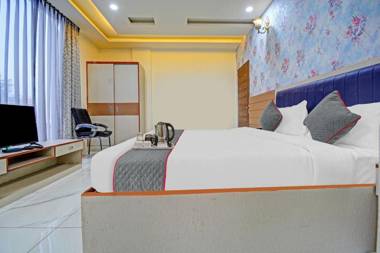 Townhouse 888 Hotel Cm Palace