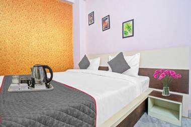 Capital O 90596 Hotel Arya Inn