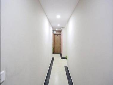 FabHotel Season Park 2