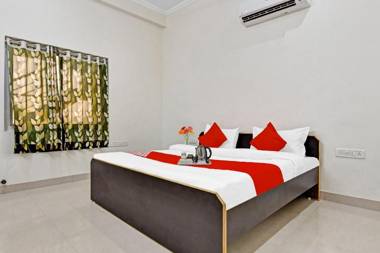 OYO 91968 Madan Villa