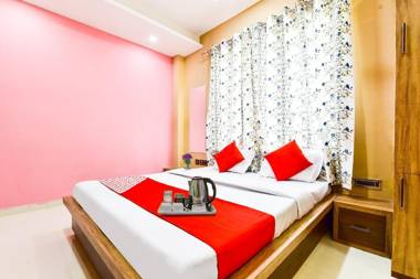 OYO 91763 Hotel Midiyan Palace