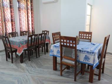 Haveli Raghu Niwas - Guest House
