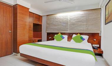 Treebo Trend Cherry Tree