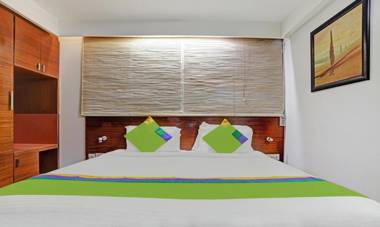 Treebo Trend Cherry Tree