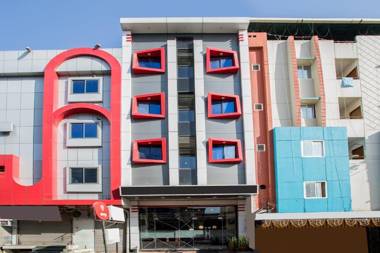 Capital O 4042 Hotel Mehar Residency