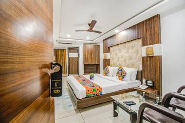 FabHotel Rajnandani Residency Bhawarkua