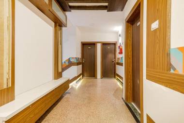 Capital O 3761 Hotel Shree Datta