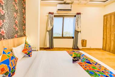 FabHotel Prime Om Epic Vijay Nagar - Fully Vaccinated Staff