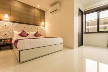 Anroute Stays South Tukoganj