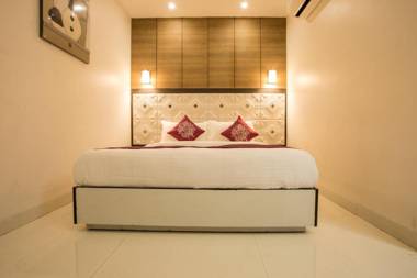 Anroute Stays South Tukoganj