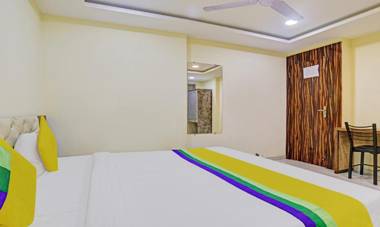 Treebo Trip Grand Vardhaman Bombay Hospital