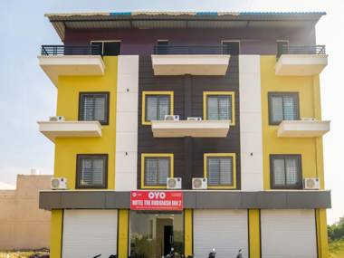 OYO 75900 The Rudraksh Inn 2