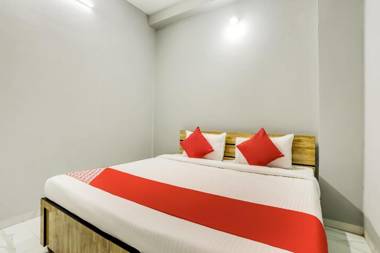 OYO 79965 Flagship Destiny Hotels