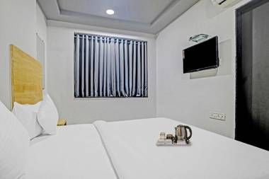 OYO 81349 Townhouse Friends Inn