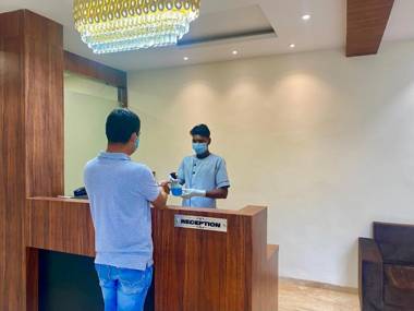 Hotel Vrindavan Palace