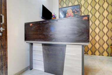 Collection O 84071 Shree Sai Palace Hotel