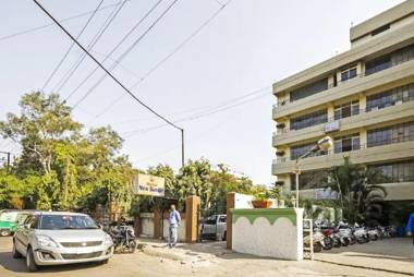 Goroomgo New Sunder Indore