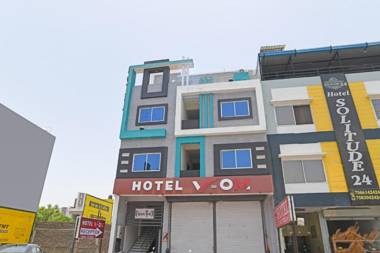 Capital O 90345 V Om