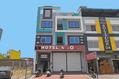 Capital O 90345 V Om