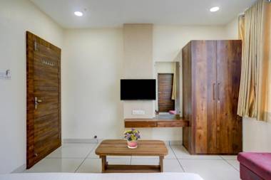 OYO Flagship 92637 Hotel Sukhvilas