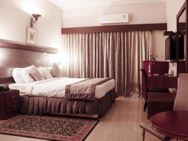 The DownTown Hotel