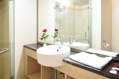 Quality Inn Residency