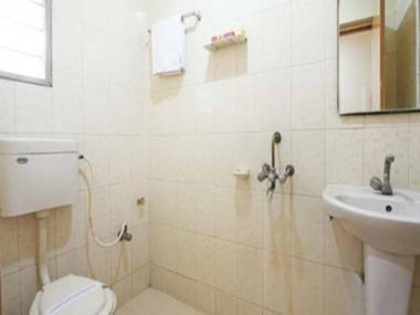 Hotel Savera Residency