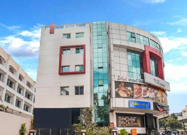 FabHotel Royal Residency Lakdikapul