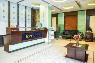FabHotel Royal Residency Lakdikapul